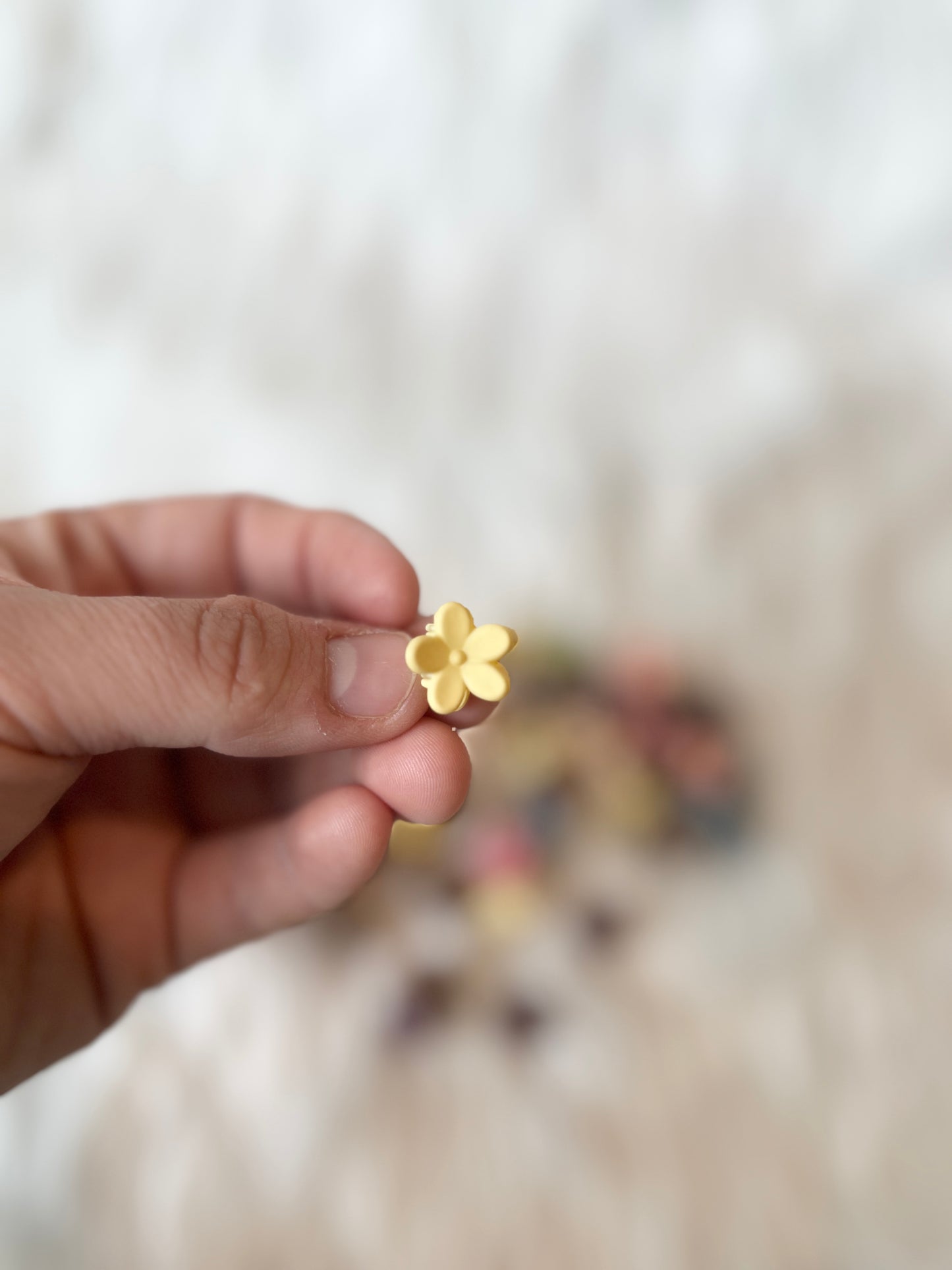 Itty Bitty Flower Claw Clips.
