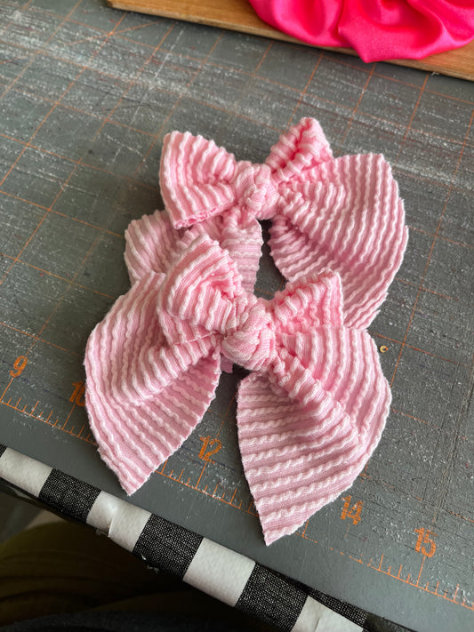 Pastel Pink Wavy Ribbed Adalee Piggies